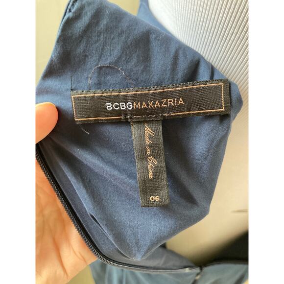 BCBGMAXAZRIA Navy Blue Sheath Dress, Size 6 - Picture 4 of 5